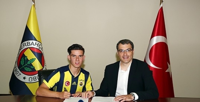 Fenerbahçe Ferdi Kadıoğlu'nu transfer etti