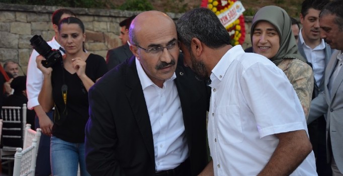 15 Temmuz şehit ve gazi yakınları yemekte bir araya geldi