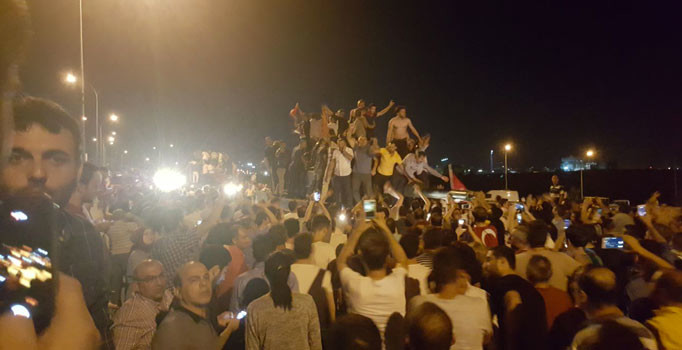 15 Temmuz'da Sabiha Gökçen'de yaşananlara ait yeni görüntüler çıktı