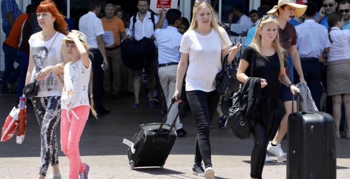 Turizm gelirlerinde rekor artış