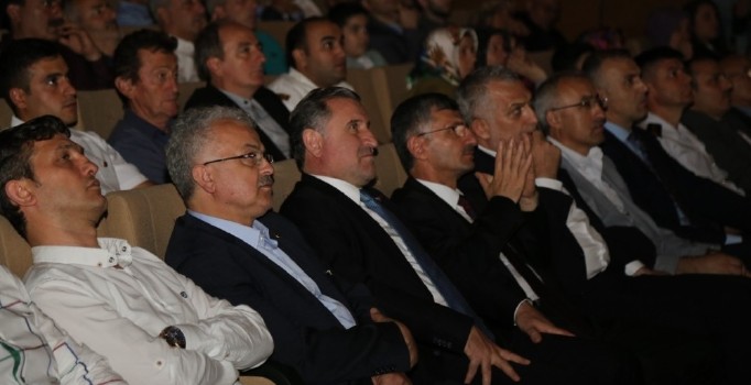 Rize Belediyesi’nden "15 Temmuz" Konferansı