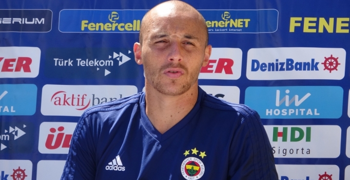 Chahechouhe: Fenerbahçe'den ayrılmayı düşünmek bile istemiyorum