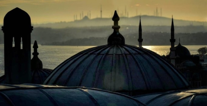 Beyaz yakalı Türk fotoğrafçı ödüle doymuyor