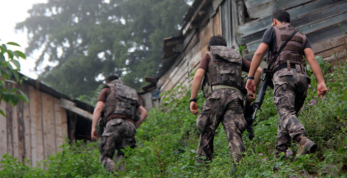 Karadeniz'de büyük operasyon: Kaçan PKK'lıların kan izlerini sürüyorlar