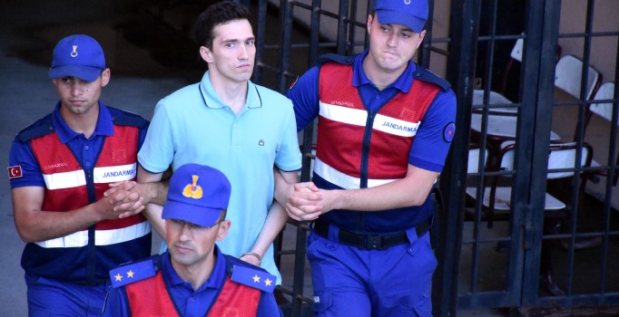 Son dakika! Tutuklu Yunan askerlerine tahliye çıkmadı