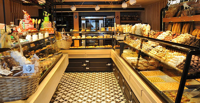 İstanbul merkezli FETÖ operasyonunda ünlü pastanenin sahibi gözaltına alındı