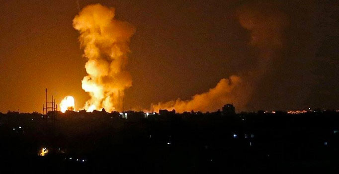 İsrail ateşkese rağmen Gazze'yi vurdu