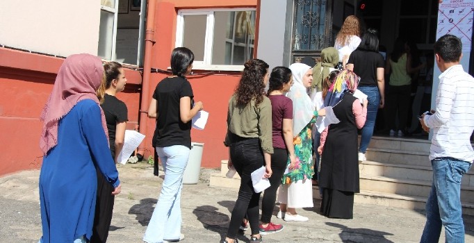 Zonguldak’ta KPSS heyecanı