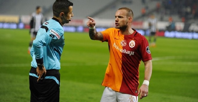 Galatasaray'ın yıldızı Wesley Sneijder Türkiye Kupası finalinde oynamayabilir