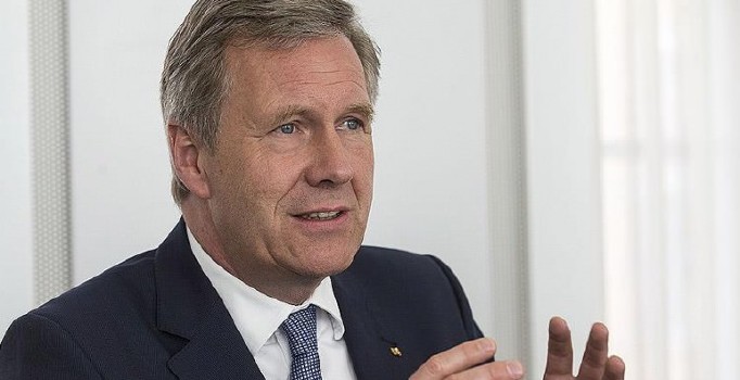 Almanya eski Cumhurbaşkanı Wulff'dan Türk kökenli askerlere övgü