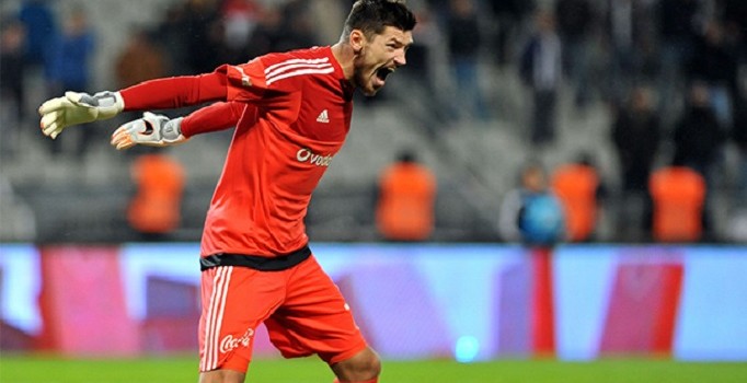 Beşiktaş Teknik Direktörü Şenol Güneş kaleci Denys Boyko'yu gözden çıkardı