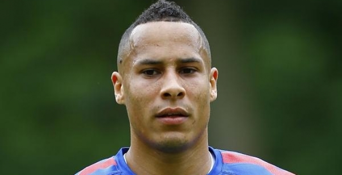 Kayserispor Tjaronn Chery'yi bekliyor