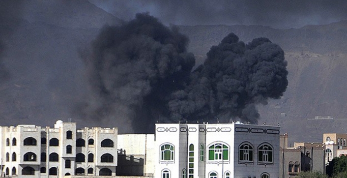 Yemen'de ateşkes başlar başlamaz ihlal edildi