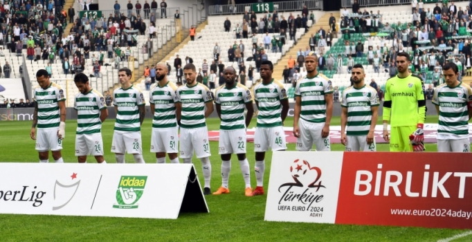Bursaspor'da 10 oyuncu ile yollar ayrıldı, 4 transfer yapıldı! Spor haberleri