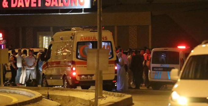 Düğünde konuk ağırlama tartışması kavgaya döndü