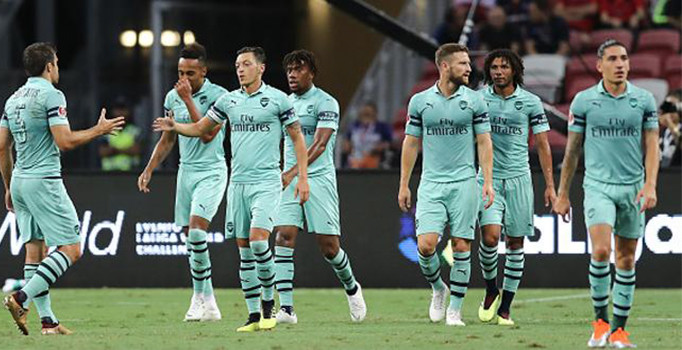 Arsenal'den Mesut Özil'e büyük jest