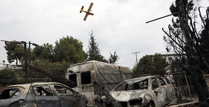 'Yunanistan'da darbeciler yangın faciasından kurtarıldı' iddiası