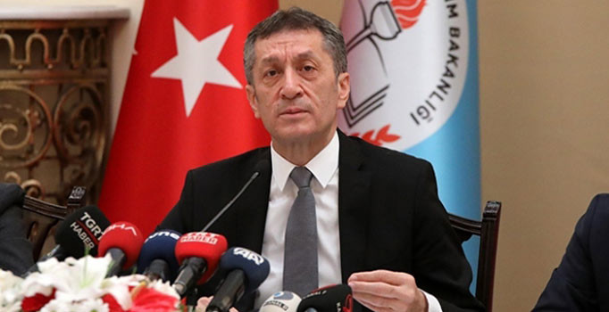 Bakan Selçuk talimat vermişti: "ALO 147" hattı kapatıldı