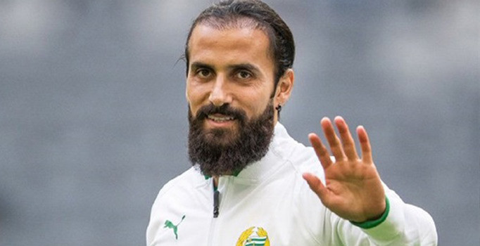 Erkan Zengin'den sürpriz imza