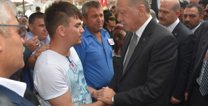 Erdoğan'dan şehit cenazesinde idam açıklaması: Parlamentoya gelirse onaylarım