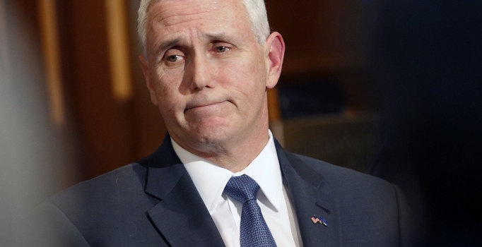 Mike Pence kimdir, kaç yaşında? Mike Pence'in Evangelistlikle (Evanjelizm) bağlantısı nedir?