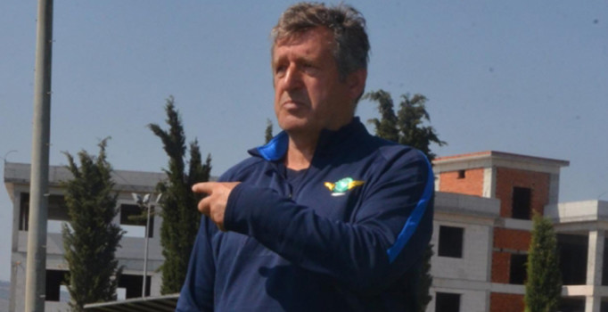 Akhisarspor yeni sezona kupayla başlamak istiyor