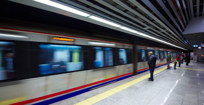 Sürücüsüz metro yarın hizmete girecek