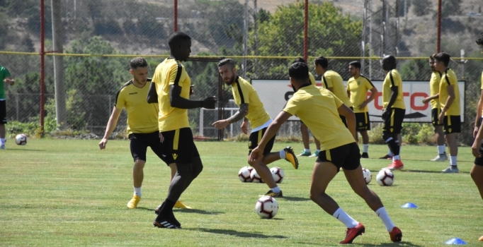 Yeni Malatyaspor, Göztepe maçı hazırlıklarını sürdürüyor