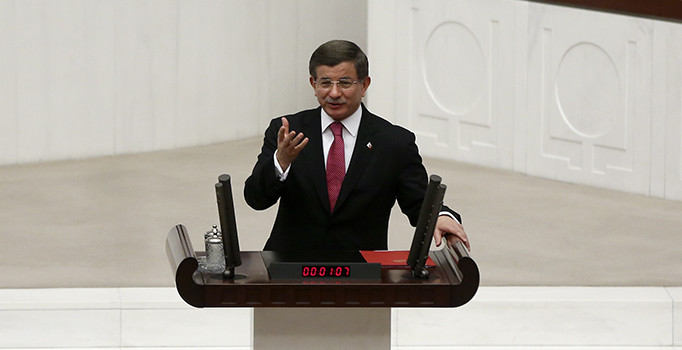 Davutoğlu: Bu ülkeyi kimseyi böldürtmeyeceğiz