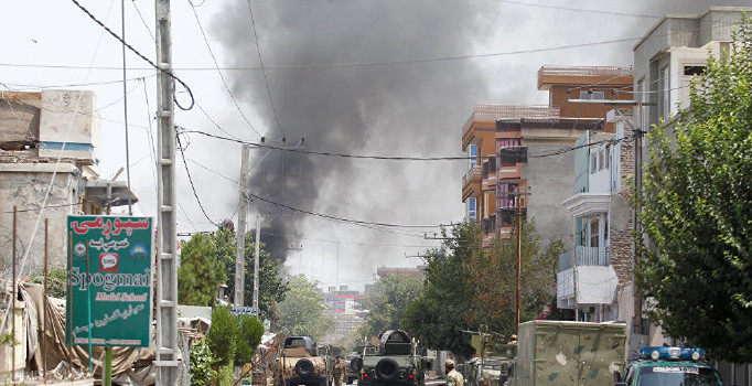 Afganistan'da seçim mitingine intihar saldırısı: 12 ölü