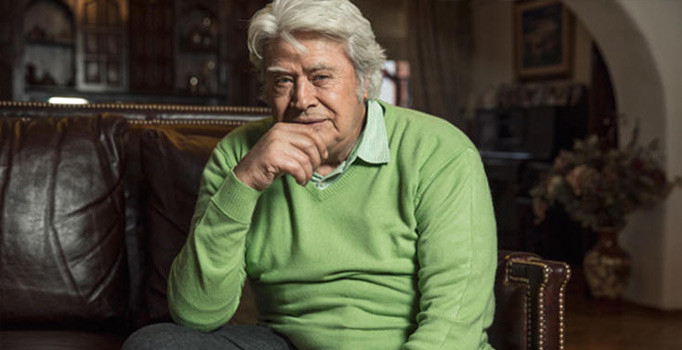 Son dakika! Usta oyuncu Cüneyt Arkın sevenlerini korkuttu