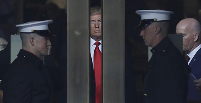 Son dakika! Trump imzaladı! İran'a yaptırımlar başladı