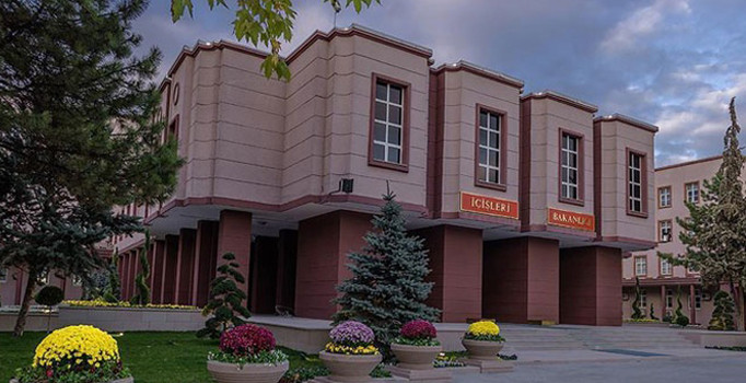 İçişleri Bakan Yardımcılığına 4 isim atandı