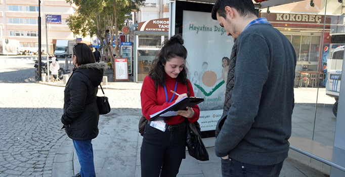 MHP'den yanıltıcı anketler için hapis teklifi