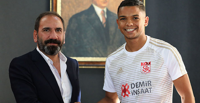 Sivasspor’da samba rüzgarı esecek