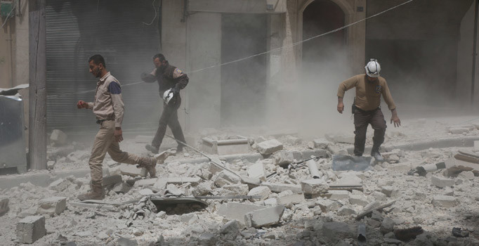 Halep'in Sahur semtinde pazar yerine hava saldırısı: 10 kişi öldü