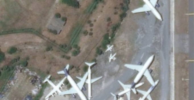 Aprondaki hurda uçaklar 'Millet Bahçesi'ne kafe veya restoran olacak