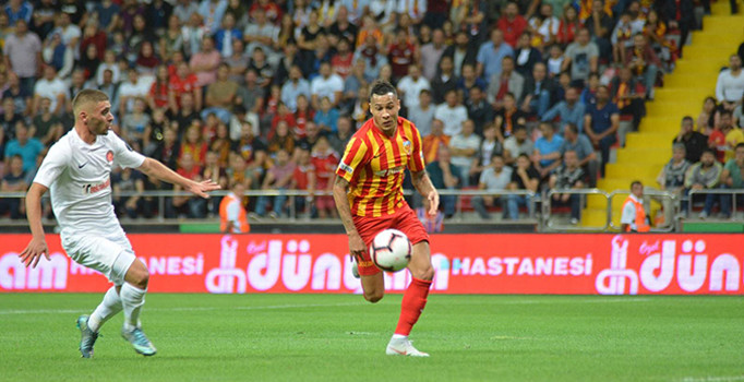 Kayserispor'un ilk golü Chery'den