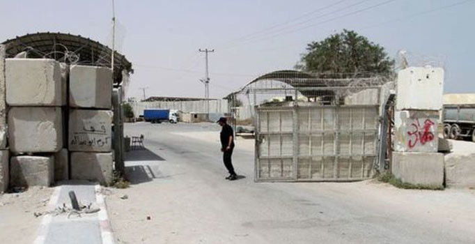 İsrail Gazze'nin tek ticari sınır kapısını "kısıtlı" şekilde açtı