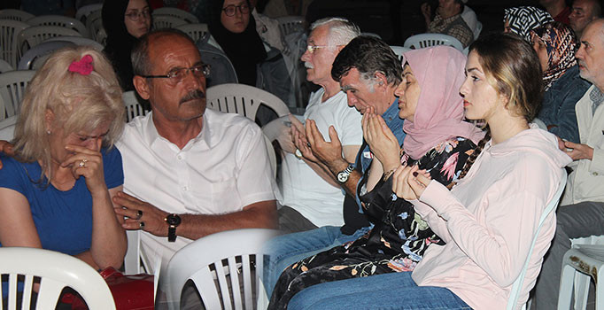 Adapazarı'nda 03.02'de gözyaşları sel oldu