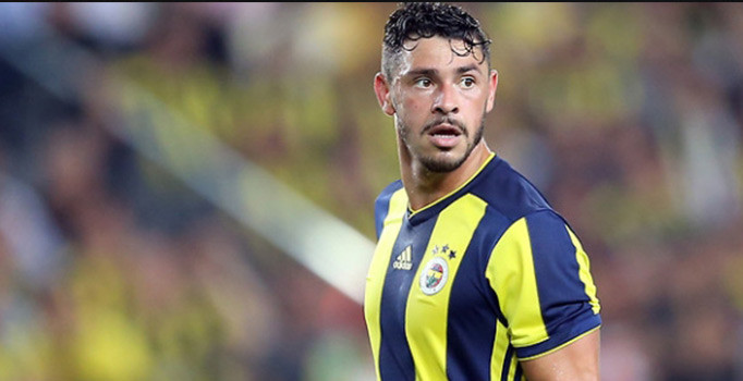 Cocu açıkladı: Giuliano ayrılıyor