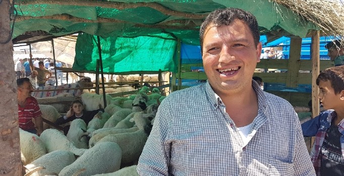 Vezirköprü’de kurban pazarında yüzler gülüyor