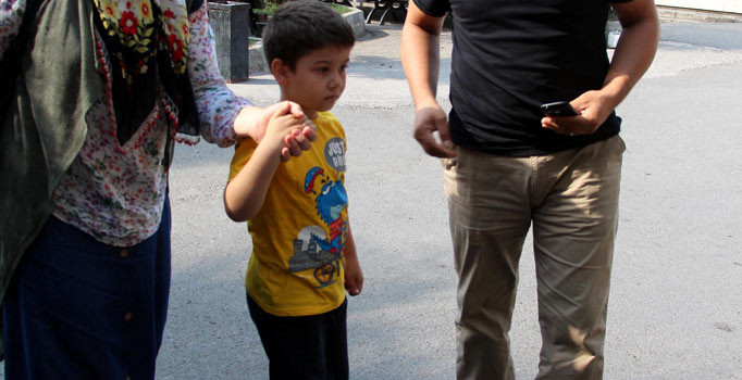 Bu nasıl gelenek! Silahlı bayram kutlamasında, 6 yaşındaki çocuk yaralandı