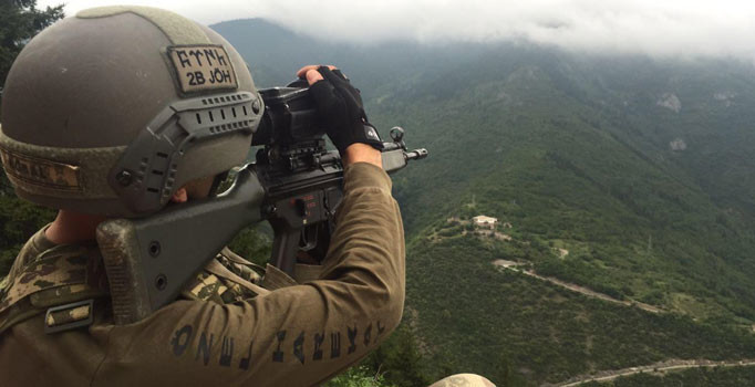 Son dakika! Gümüşhane'de çatışma: 1'i kırmızı listede 2 terörist etkisiz