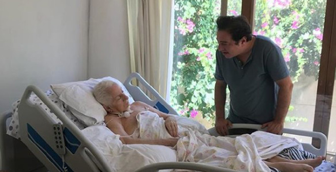 Fazıl Say'ın annesi Ayşe Gürgün Say vefat etti