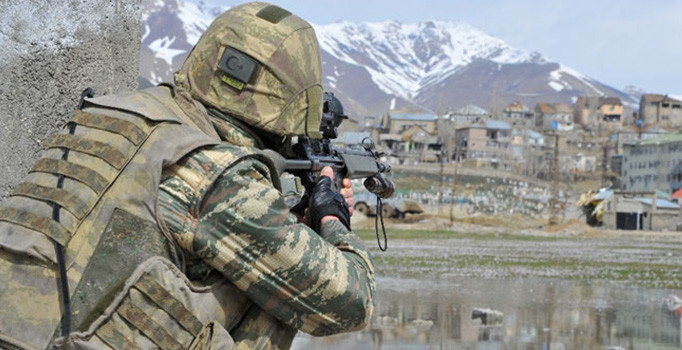 Nusaybin'de PKK ile girilen çatışmada 1 asker şehit oldu - Son dakika