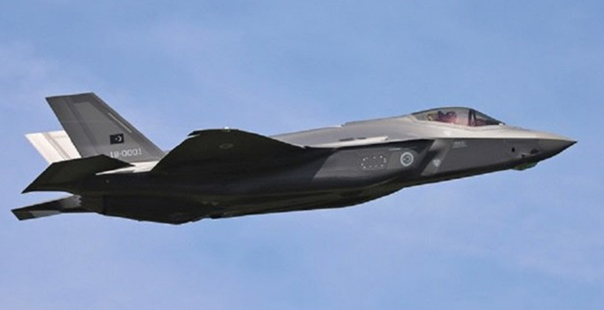 Son dakika! Türk savaş pilotu F-35 uçağı ile ABD'deki ilk uçuşunu gerçekleştirdi
