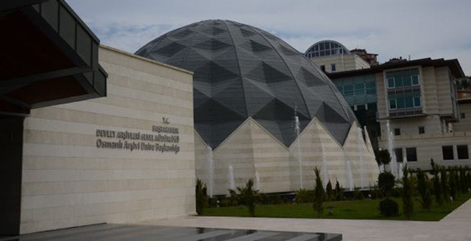 Osmanli Arsivi Nde Yanlis Tasarruf