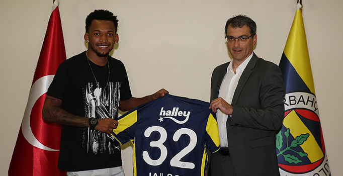 Jailson resmen Fenerbahçe’de