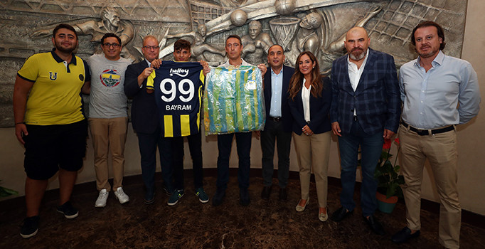 Fenerbahçe'den anlamlı jest